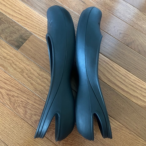 Crocs Kadee Slingback Slip On Ballet Work Comfort Flats Black Size 9 - Picture 5 of 8
